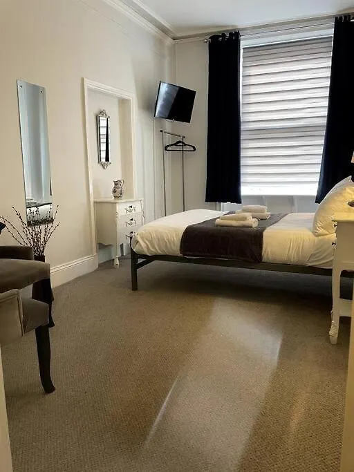 Flat 5 - 2 Bed City Centre Affordable Quality York