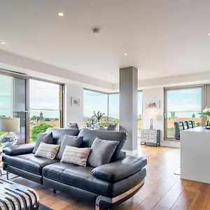  Apartment Minster View Penthouse At Ryedale House